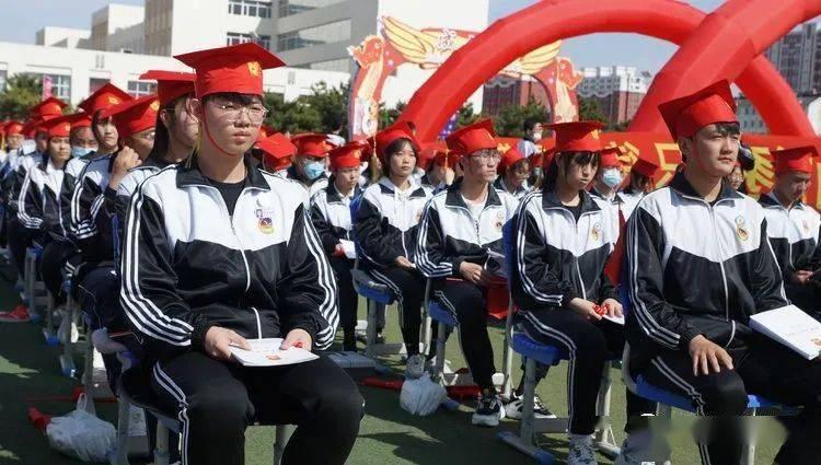 威海以下驾驶人的驾驶证已记满12分,请及时参加满分学习考试,否则公告驾驶证停止使用